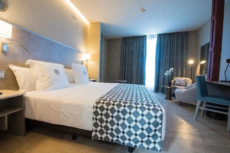 Hotel America Sevilla 4*, Seville