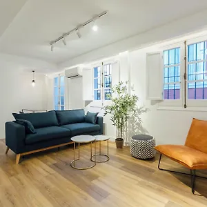 Decorated And Renovated- 2bd 2bth- Center Apartamento
