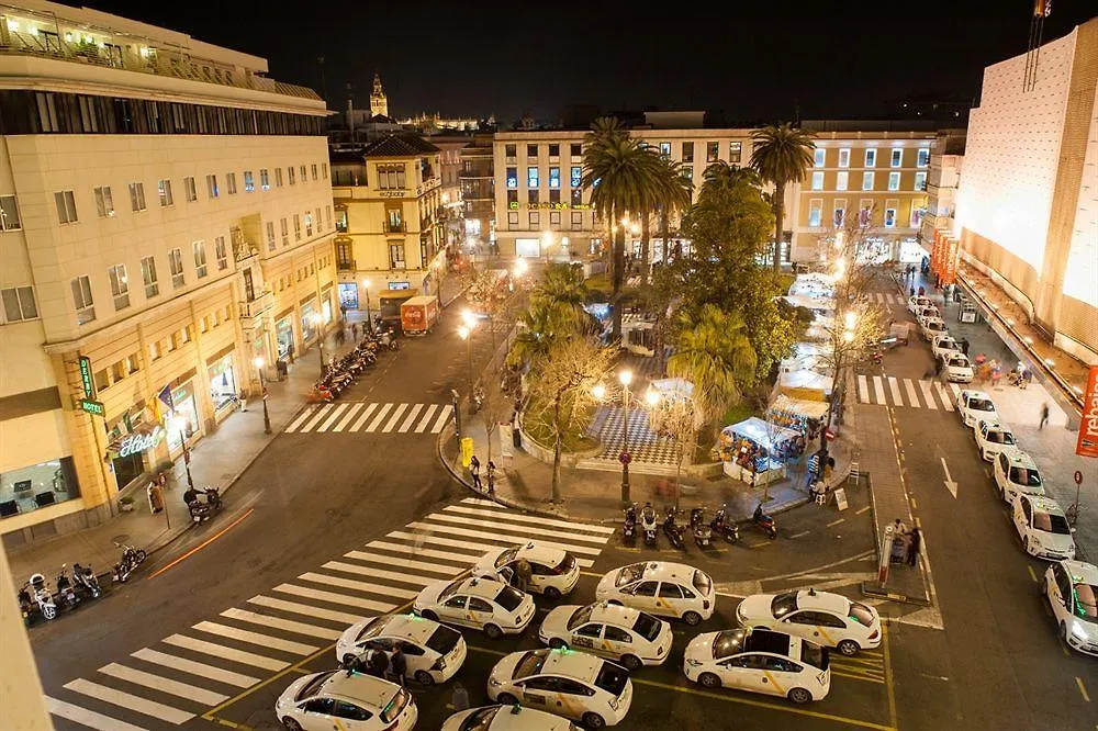 Hotel America Sevilla 4*, Seville