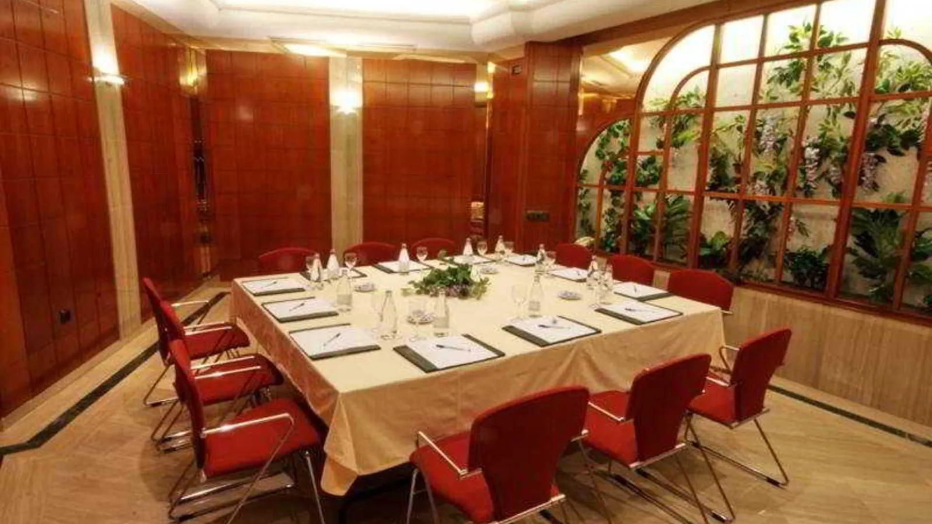****  Hotel America Sevilla Spain