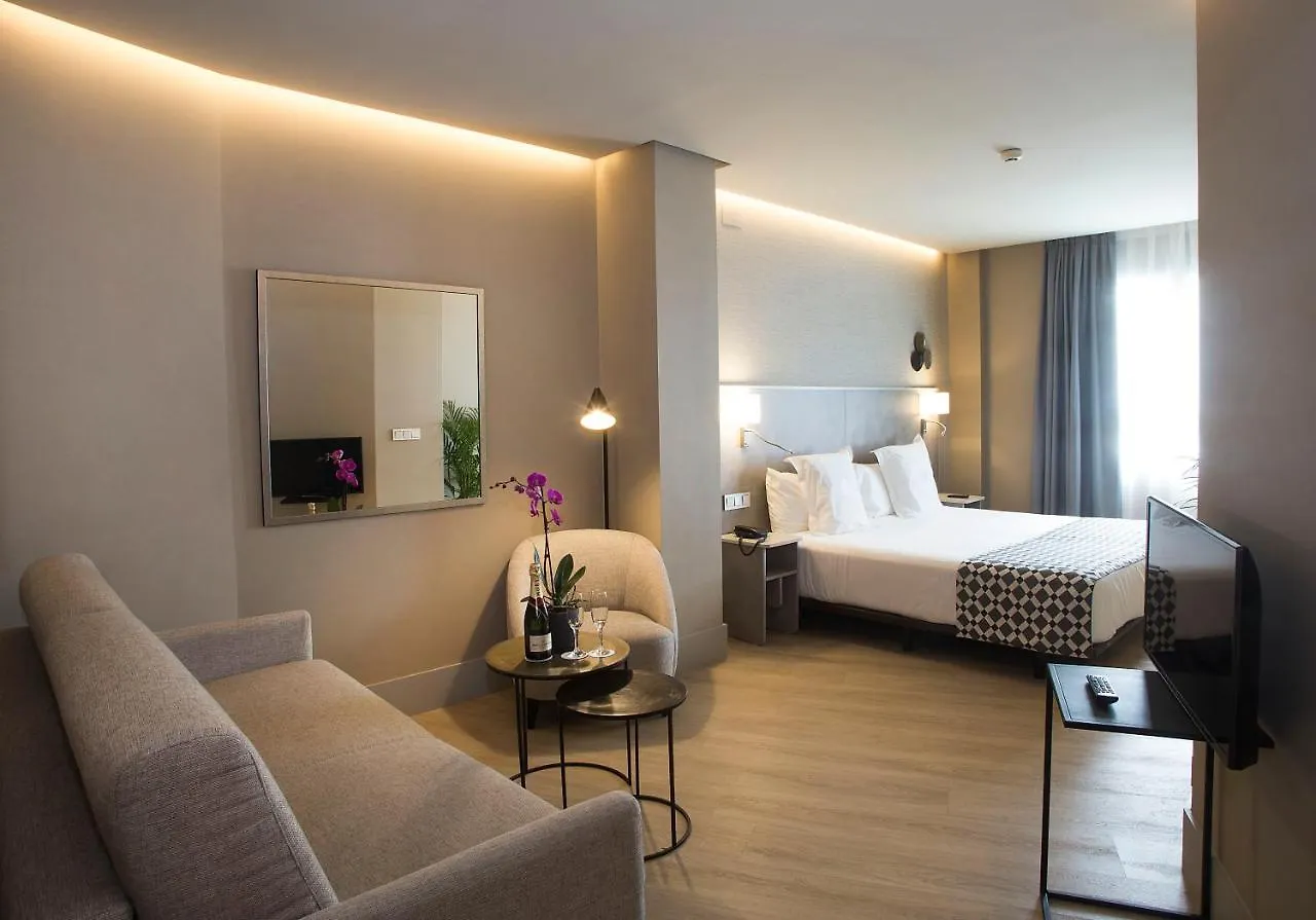 Hotel America Sevilla 4*, Seville