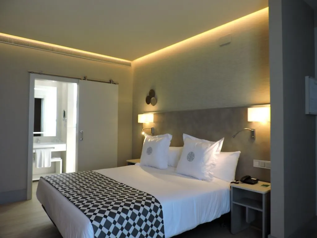 Hotel America Sevilla 4*, Seville